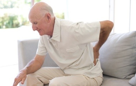 Nguyên nhân và cách trị bệnh loãng xương ở người già