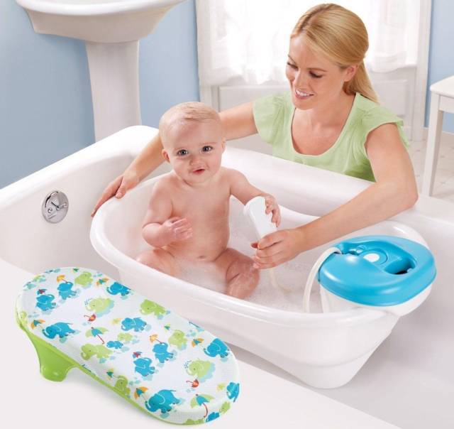 Những đồ dùng mẹ cần chuẩn bị cho bé trước ngày sinh đẻ